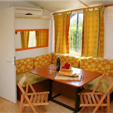 Camp Dole Zivogosce Hotel 2*