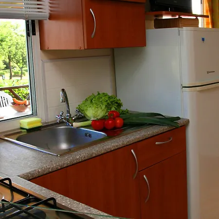 Camp Dole Zivogosce Hotel 2*